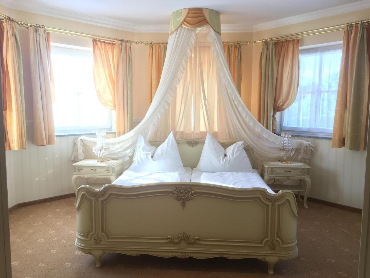 Hotel Gasthof Familie Czepl Ernsthofen Bagian luar foto